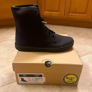 Men Dr Martens boots, brand new.